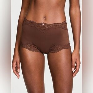 NWT Victoria’s Secret Woman’s Lace Boyshort Panty. Lace Trim in Ganache.
